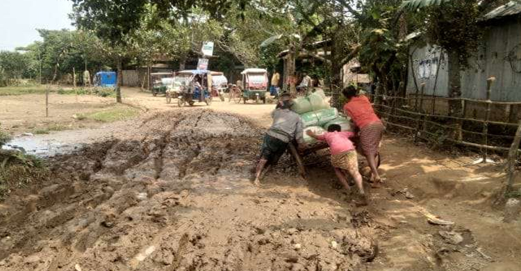 প্রতিশ্রুতিতে ৫২ বছর পার: পাকা হয়নি বোগলাবাজার-বক্তারপূর রাস্তা